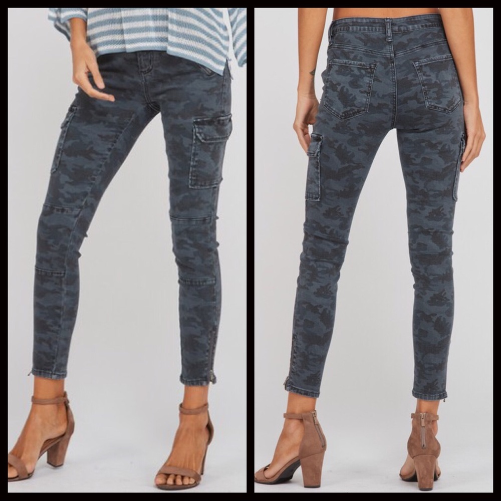SALE‼️ Becca Camo Skinny Jeans - Picture 3 of 3